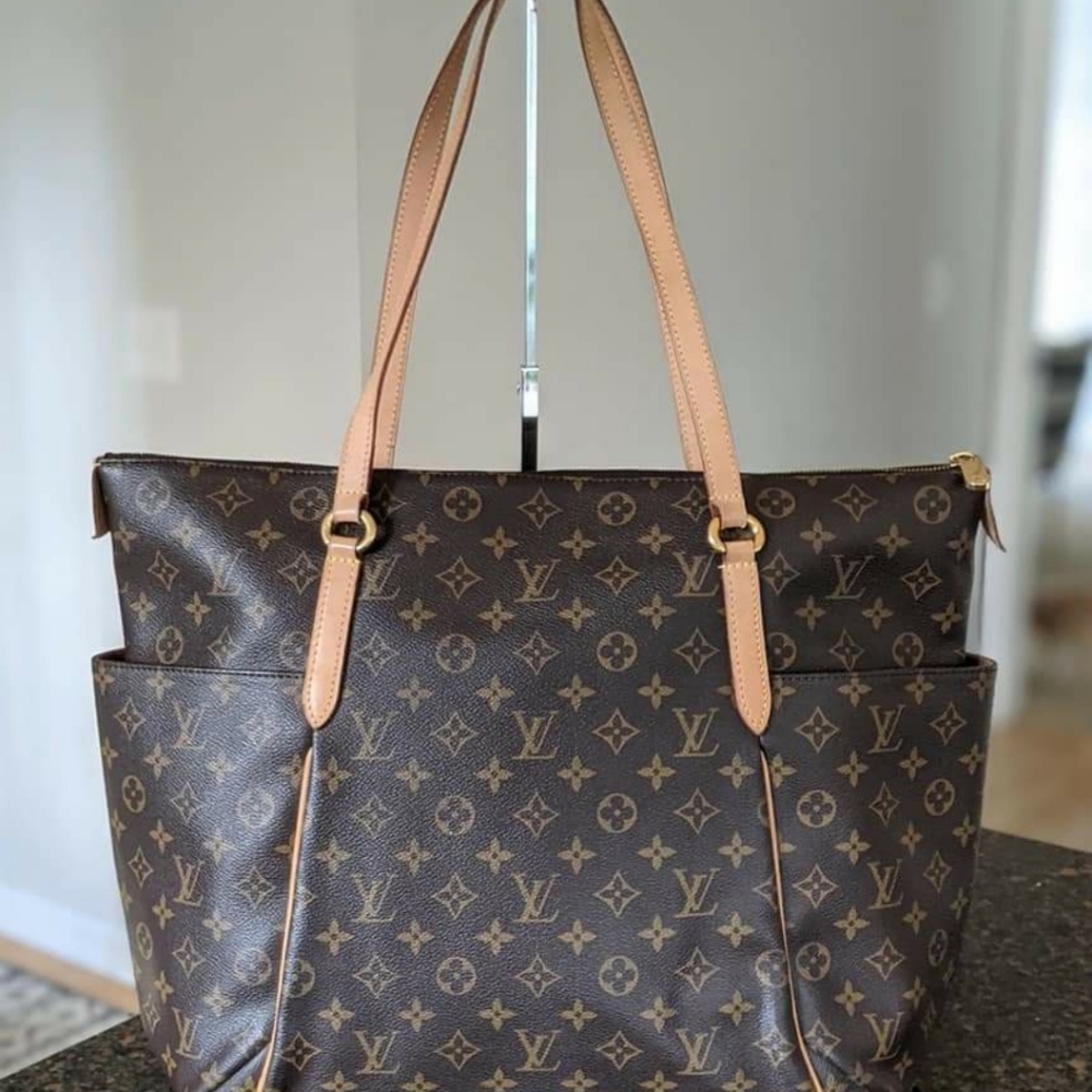 Louis Vuitton Totally MM